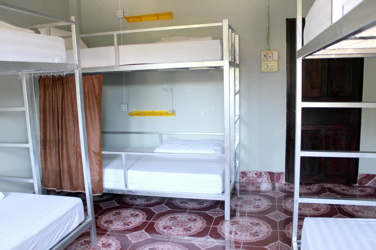 Aham Hostel (Adults Only) Luang Prabang Exterior photo